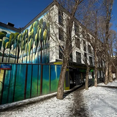 Zgierska 1 By Homeprime Parking Free *
