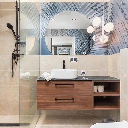 Apartamento Zgierska 1 By Homeprime Parking Free *