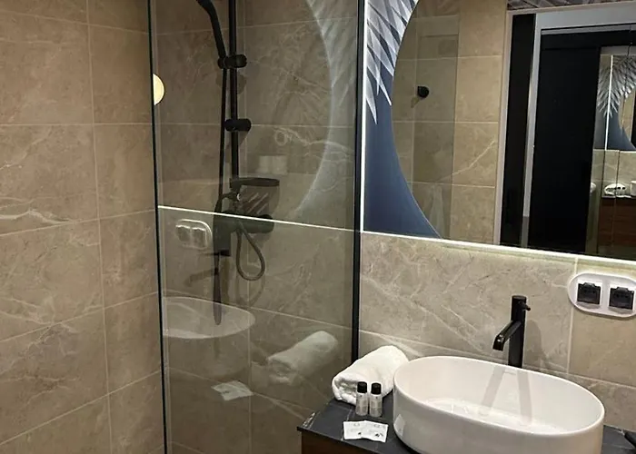 Zgierska 1 By Homeprime Parking Free