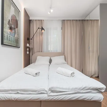 Zgierska 1 By Homeprime Parking Free Warschau